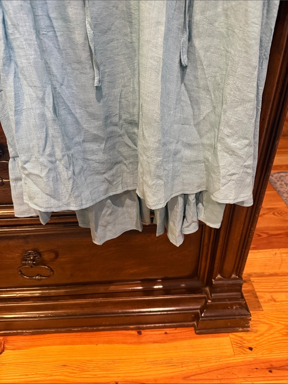 Umgee Light Blue Peasant Blouse with Crochet Balloon Sleeves - Picture 4 of 4